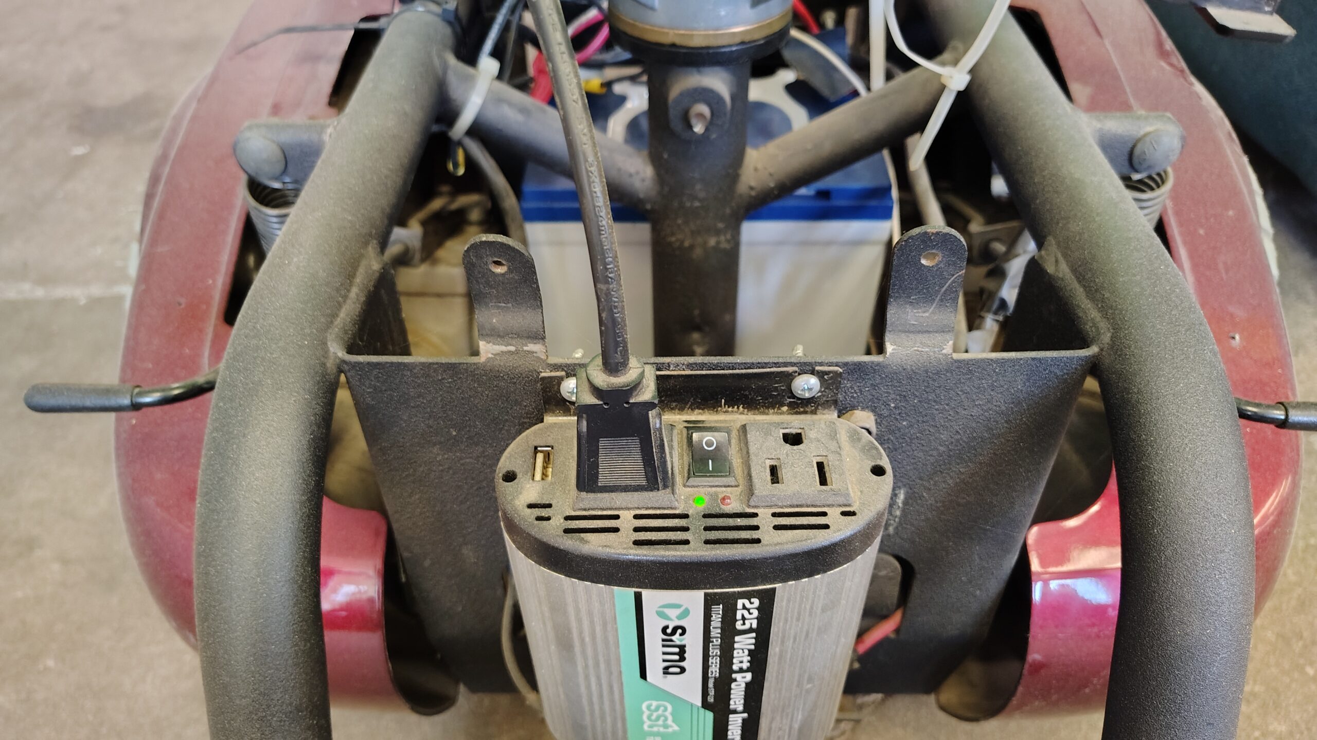 120V power